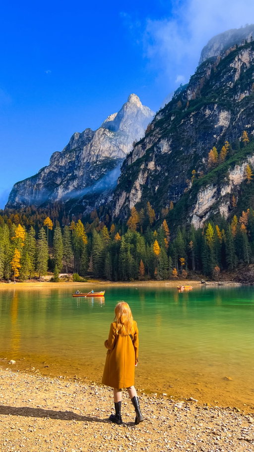 tag someone u want these plans with🔥| Dolomites
.
#outdoorslife #adventureisoutthere #mountainviews #cestolidi #couplevideos
