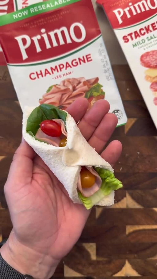 Check out how Kiki loves her @primo_foods Cannoli Sandwich. Anela on the other hand is a traditional sandwich girl. 

I love how the Primo resealable packaging saves time and the need for ziplock bags. 

#primofoods #primo #georgievski