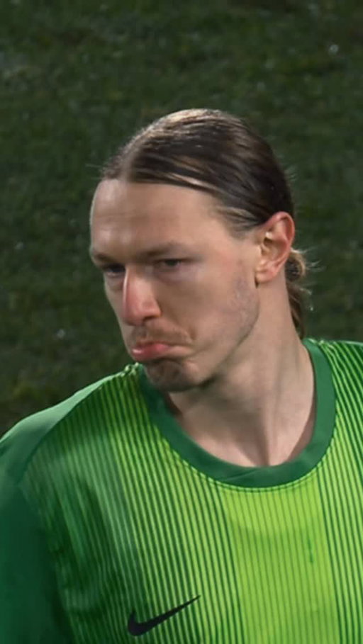 Safonov, here we go again! 🧤