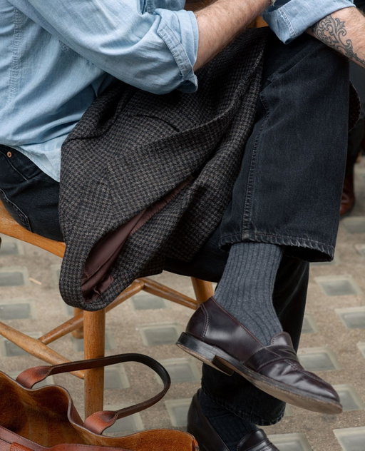 Our long-running series on the menswear ‘rules’ returns, with today's PS article addressing if your socks should always match your trousers.
⁠
As Simon writes-⁠
⁠
"The key, as ever, is not to follow any rule blindly. Instead, see these rules as advice from a well-dressed friend, a well-informed and well-meaning one, but still one you might still happily ignore – because his style is not yours, or because you think he’s just wrong. "⁠
⁠
Read more on PS, link in bio