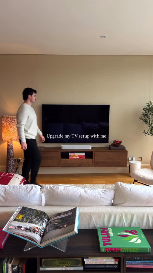 Movie nights just got way more colourful & immersive with @philipshue ✨