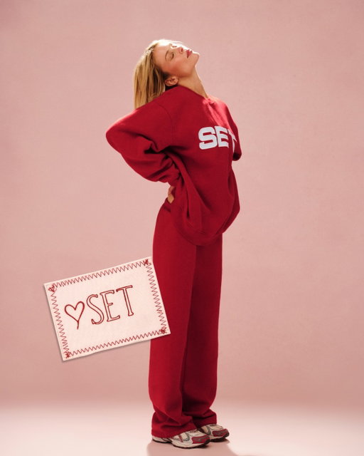 **[CITY OF VALENTINE DROP GIVEAWAY CLOSED] @sammie_allenn, @rachelgreess, @_sarahbusse, @sienna.mesa, @jasdaniii, @joliebrantley, @miraocooper, @andrea.truong, @oshinkharola, @cyclingandcroissants our winner! Look out for a DM from us 🤍** The heart of the city, wrapped and ready. We’re gifting TEN winners a few pieces from this limited-edition drop.

Here’s how to enter:
• Like this post
• Comment what you’re getting from this drop! 
• Follow @setactive on IG + TikTok
• Follow our Founder, @lindseycarter
• Share to your story for a bonus entry!

Winners will be announced on 02.03 on our stories.