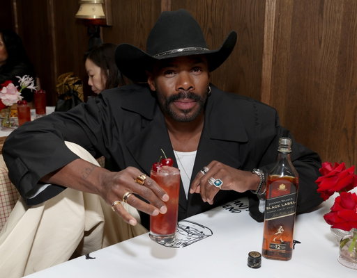 #ad There’s something special about nights like this. Great company, @sabrinacarpenter ’s signature Go Go Highball, and a weekend where music took center stage.

Grateful to share moments like these with @kingofbingo and everyone who made it a night to remember. 🥃

Drink responsible | DRINKiQ.com