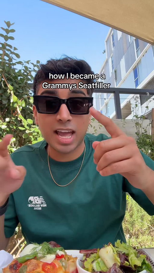 how I became a Grammys seatfiller ✨

there were sm empty seats 2 hours into the show because a lot of people leave early 👀 

#grammys #seatfiller #behindthescenes