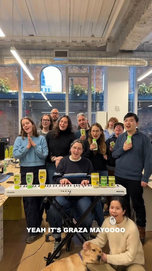 A lil’ musical snack for you as we stall just a little bit longer on officially announcing graza mayo 😃!!! Everybody now… 🎶

(pls like this so we can expense the piano)

#mayo
