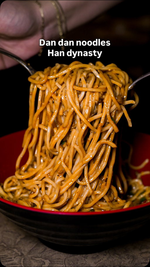 No gatekeeping here, here’s another top dan dan noodle spot! @handynastynyc 

Han Dynasty is a sichuanese restaurant that’s been around for over a decade and has always been a solid Dan Dan noodle spot. They serve their dishes family style so order a few things with friends and try them all out!

Han Dynasty
📍 215 W 85th St, New York, NY 10024
UWS, NYC

Multiple other locations

#nycfood #chinesefood #uws #dandannoodles #sichuanfood
