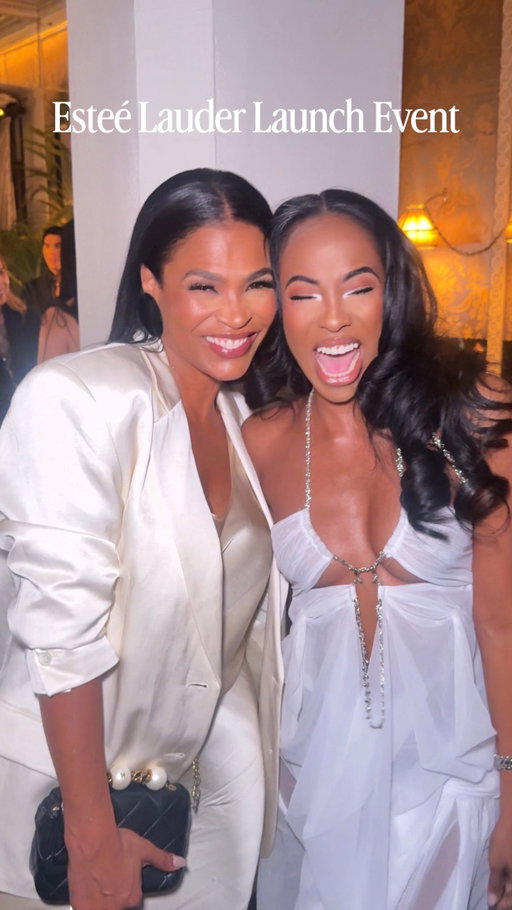 Trini girls dem 🇹🇹✨

Celebrating with @esteelauder at the Chateau Marmont with the stunning @iamnialong 

And yes I will be taking the foundation with me to Trinidad … wear test coming soon 💃🏽

#EsteeLauder #doublewear #thelifeofamakeupartist 
#nialong #makeupvideos