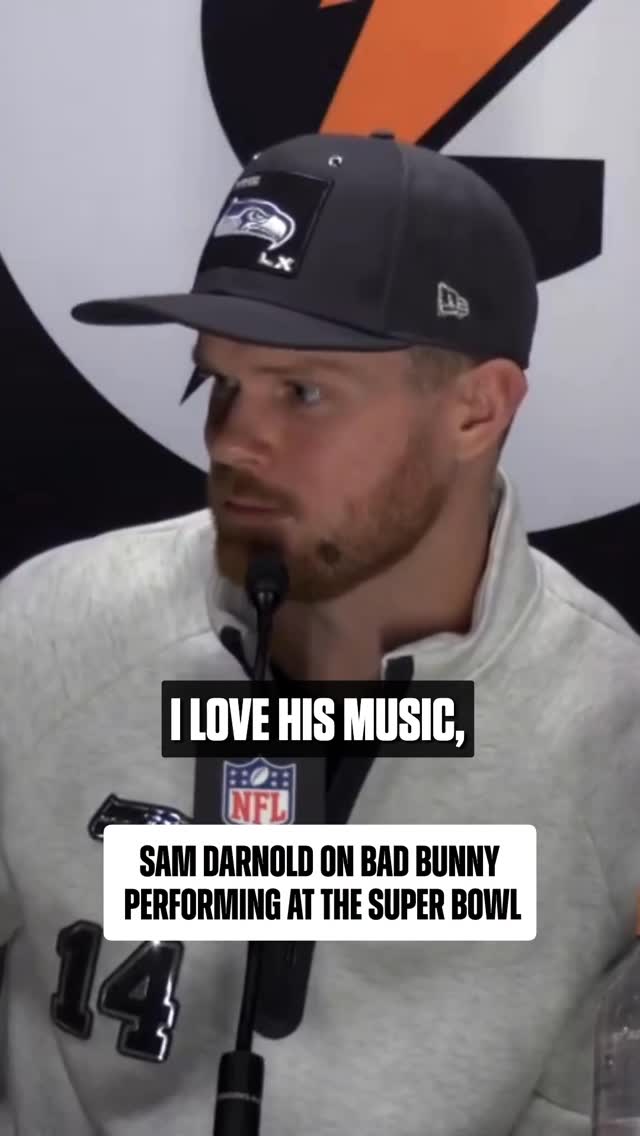 Sam Darnold, big @badbunnypr guy 🐰 #AppleMusicHalftime
