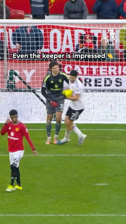 Raul Jimenez 🤝 Senne Lammens

There was no stopping this penalty from the @fulhamfc forward 🎯