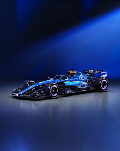 Admiring the FW48 livery from every angle 🔥