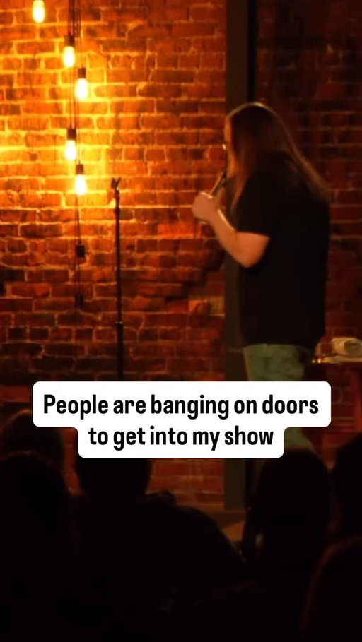 Knock Knock…. A little chaos in Pensacola #comedy #standup #reels #standupcomedy