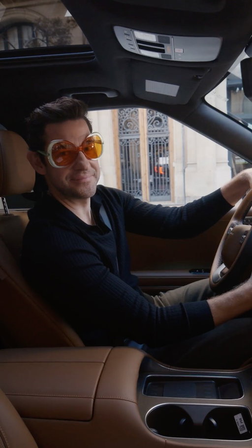 What’s in YOUR console? 

Make everyday feel epic in the all-new Hyundai PALISADE Hybrid