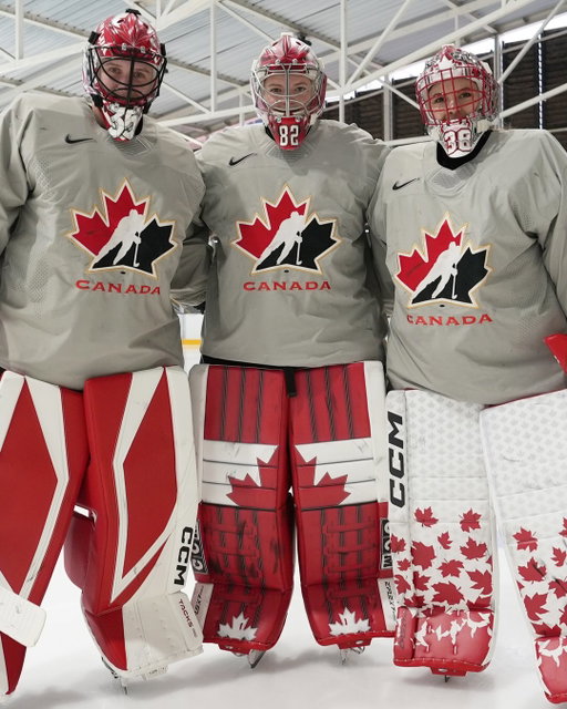 New goalie gear for #MilanoCortina2026! Check out the fresh designs for @anndesbiens, @emasch38 and @kayle_osborne. 👀
 
Admirez les nouveaux équipements de gardienne de but d’Ann-Renée Desbiens, d’Emerance Maschmeyer et de Kayle Osborne pour les Jeux de Milan-Cortina 2026! 👀