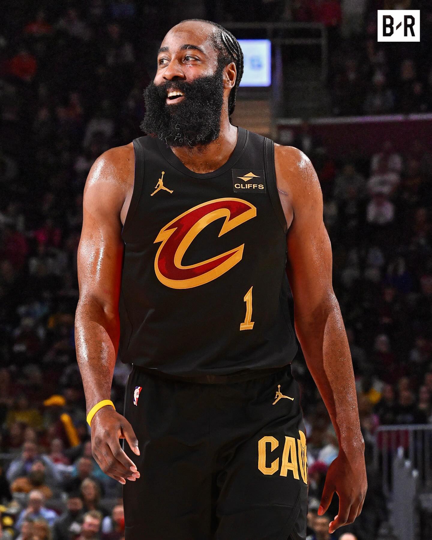 BREAKING: Clippers are trading James Harden to the Cavaliers for Darius Garland and a second-round pick, per @shams 🚨🚨🚨