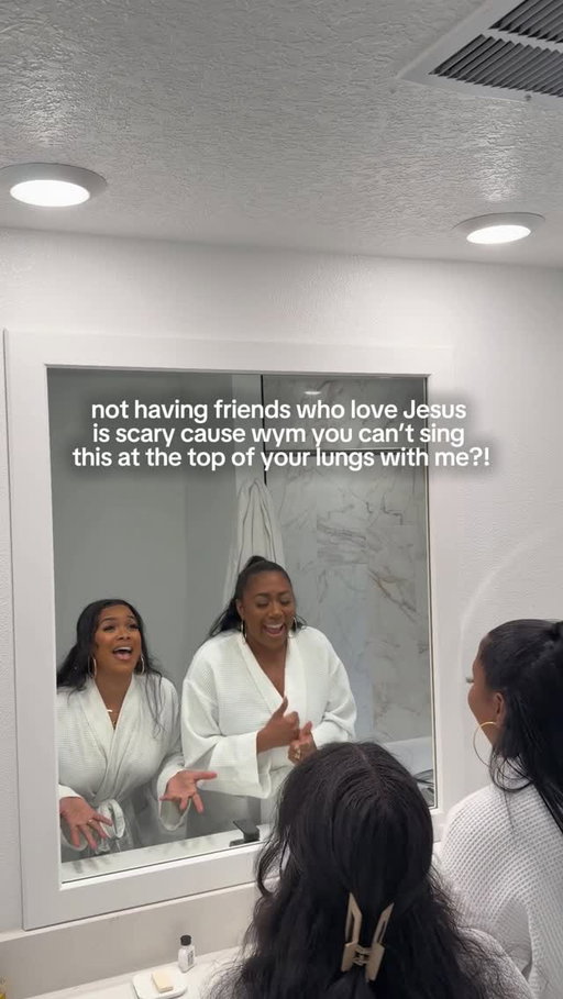 because if we can’t break into praise and worship like this in the middle of our conversation, in the car, in the street, in the grocery aisle…what are we even doing?!😅 beyond grateful for our sisterhood and God bringing us together🥹 I love you sissy @angelannlyte 🫶🏽

Song: “Show Me Your Face/ Yahweh” @lizzie_viv cause Lizzie is gunna get me on my face in tears everytimeee that girl makes a peep 😭