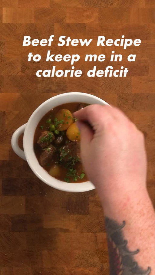Beef Stew Recipe

2 carrots cut into large pieces
1 yellow onion
3 stalks of celery
700g potatoes 
3 cloves garlic
3.5 pound chuck roast
40g Ap flour
80g tomato paste
6 cups beef stock
300g frozen peas
1 bay leaf
Fresh thyme
Half cup red wine
2tbs avocado oil

The measurements on the veggies are a bit arbitrary. Add more or less if you want. 

#recipe #beefstew #easyrecipe #comfortfood #cooking