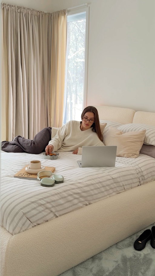 Soooo I designed my dream bed. @cozey new Ara Bed System is made to mix and match, which meant I could choose every detail until it truly felt like me. I went with the pillow headboard and rounded frame in a creamy bouclé because I spend a lot of time in bed, and I wanted something that feels supportive, soft, and effortlessly cozy, without sacrificing design.

I love that it’s fully modular with removable covers, so I can move it to a new room or home and change the look anytime.

If anyone needs me, I’ll be here.