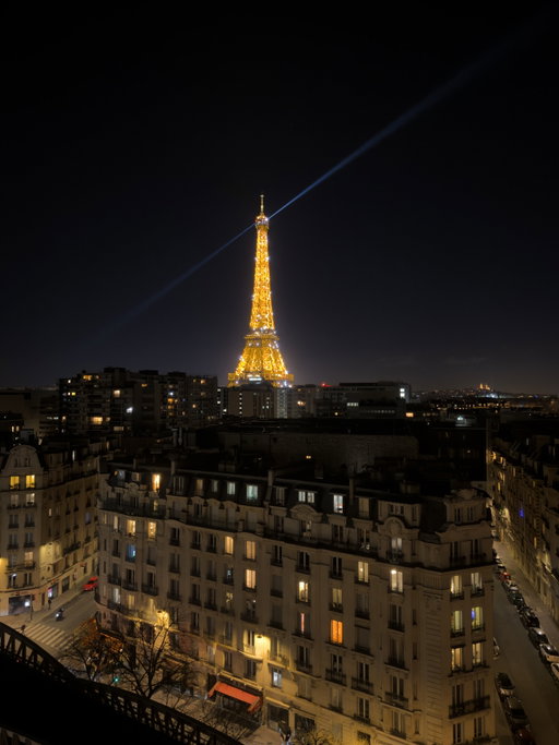 This time in Paris I stayed in an accommodation with a great Eiffel Tower view and honestly… waking up to this never gets old.

Views like this are not impossible in Paris. You just need to know where to look and what to book.

I’ve put together a list of 20 hotels with Eiffel Tower views, for different budgets, all across Paris.

👉 Comment TOWER and I’ll send it to you.

Save this if Paris is on your list.

Follow @sparklingescapes for more travel planning and places that are actually worth it.

Content made and owned by © sparklingescapes. No repost.