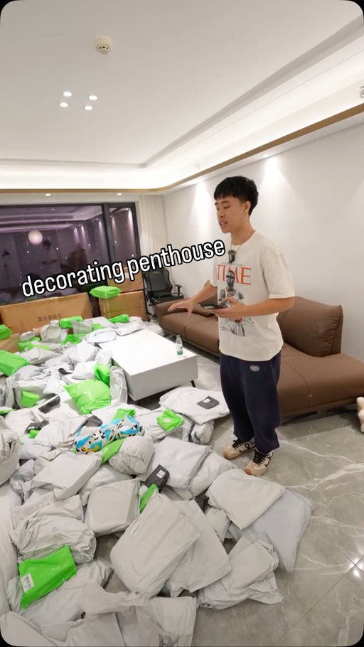 day 1 of decorating my penthouse 🏡 ! (full yt vid coming soon)

#whydna #fashion #streetwear #pickups