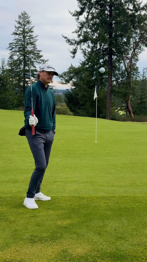 My inability to stay focused and not try dumb sh*t on the golf course is a serious problem 😅 #golf #trickshot