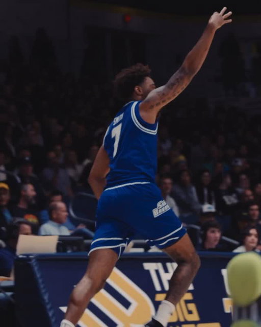 Colin Smith has been on fire this season!! Shooting 44.2% from 3!! #GoGauchos