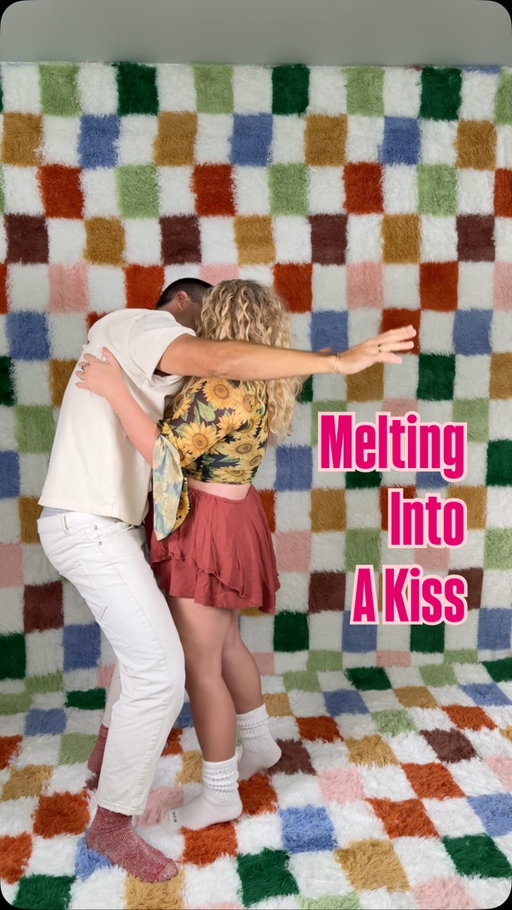Schmall and tall @RugCuddle edition of this challenge 🤣 …this went on longer than the song would allow 💋