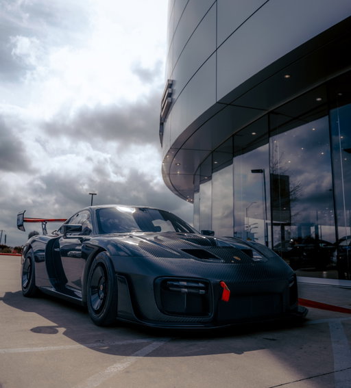 Photos can’t translate the weight of this presence.
The Porsche 935 is a track-only car built by Porsche Motorsport, based on the 991 GT2 RS Clubsport and powered by a 700-horsepower twin-turbo flat-six with PDK. Its body is constructed almost entirely from carbon fiber, shaped as a modern tribute to the original 935 “Moby Dick,” with no homologation or road concessions. Limited to just 77 examples worldwide, it exists purely as a factory-built Motorsport machine for private track use and collections.
Currently on display on the second floor at Porsche Austin.
.
.
.
#porsche935 #porscheheritage #porschemotorsport #porschemoment #porscheusa