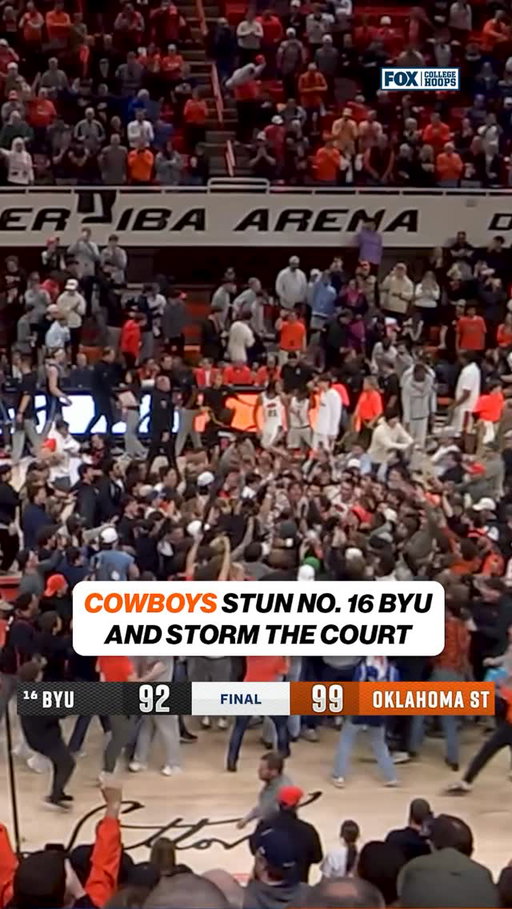 Court storm in Stillwater 😮‍💨 @osumbb upsets No. 16 BYU!