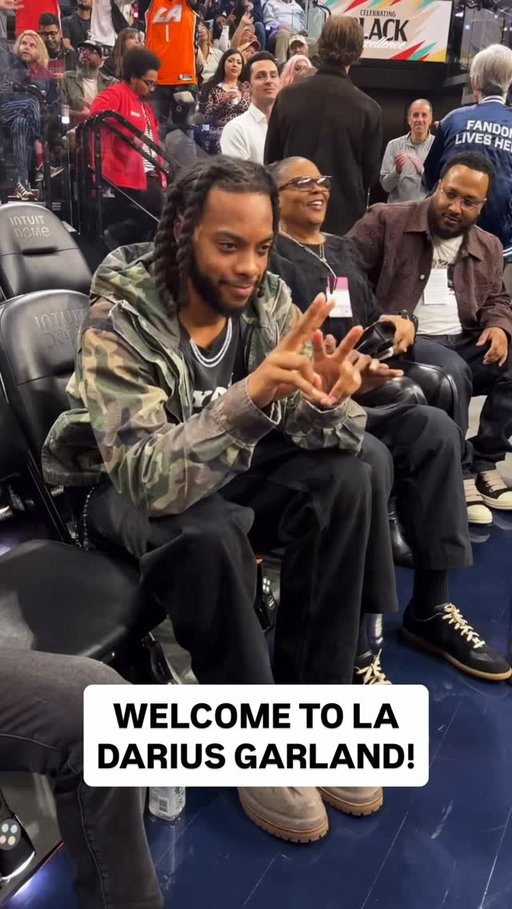 @dariusgarland is introduced in front of his new home crowd in LA!