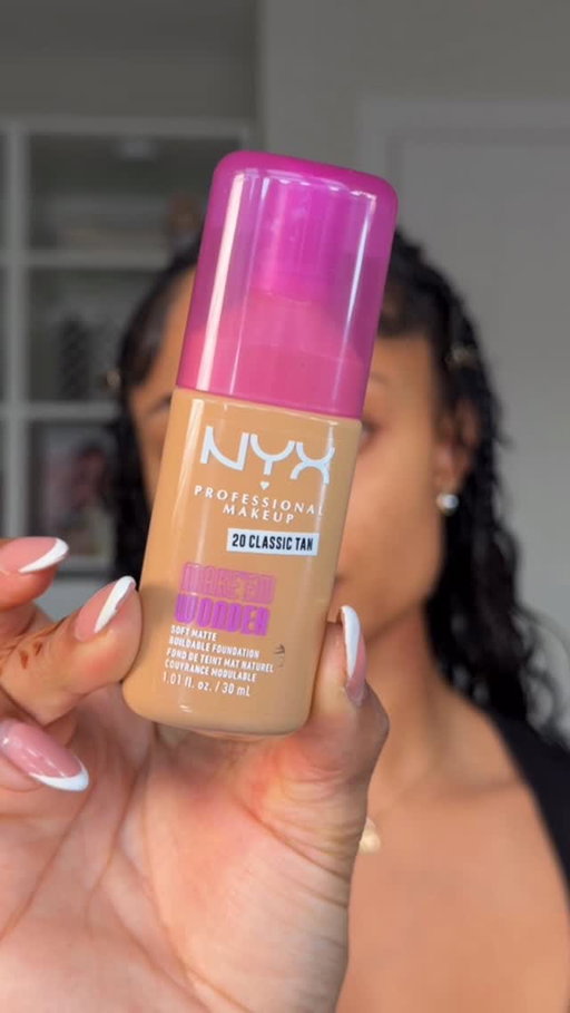 #AD NYX COSMETICS just dropped a foundation with 45 shades!?! Including mixed tone shades for the in-between shade girliessss! 😍

No transfer so you can wear your white t shirt 👀🫢 

@nyxcosmetics_uk 

 #MakeEmWonder #Foundation #SoftMatte #NoFilterNeeded OneSwipe