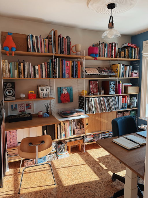 my fave room 🫶🏽

#bintabuhehhome #homestudy #interiordesign #vintagehome #aesthetichome