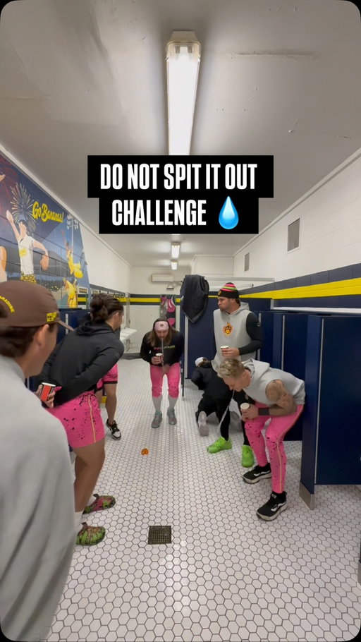 this took a TURN for the worse 💀 
•
•
•
#challenge #viral #trending #nonchalantanimals #dontspit