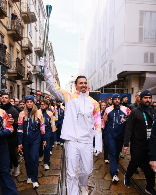IBRA WITH THE FLAME 🔥🔥🔥

When the Flame meets a LEGEND ⚽️

Zlatan doesn’t follow history. History follows him.
___

Quando la fiamma incontra una LEGGENDA⚽️

Zlatan non segue la storia. La storia segue lui.

#MilanoCortina2026 #TorchRelay2026 #Olympics #Olimpiadi #ZlatanIbrahimovic