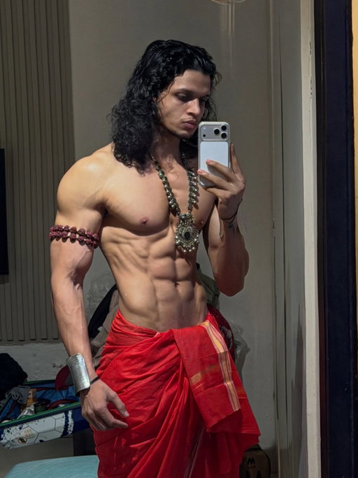 Bts from @netflix_in Kurushetra ad shoot

#netflix #netflixindia #fitness