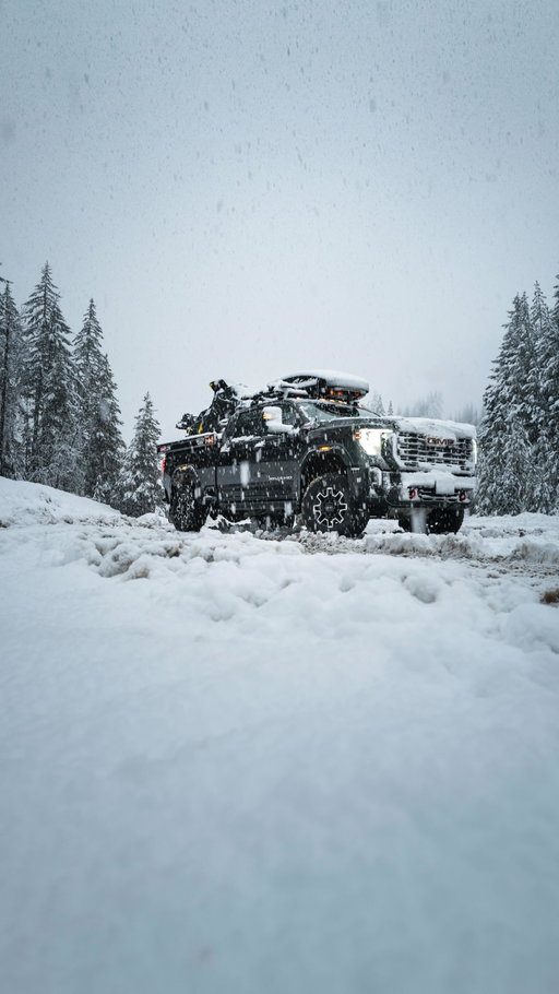 GMC Sierra, ready to conquer every terrain Canada demands 🏔️
Built for those driven by performance, backing Canadian excellence on the biggest stage 🇨🇦 #WinterGames

Shot and produced by @mason_mashon & @leohoorn____