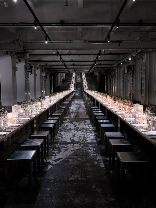 For the opening of the Winter Olympics, a culinary experience by WE ARE ONA celebrating Salomon and the Milan Cortina Winter Olympics with chef Michele De Liguoro.

@salomon 
@we.are.ona
@luca.pronzato 
@rovello_ariberto 
@milanocortina2026 
@olympics 
@___________lunaa 

#weareonaevents