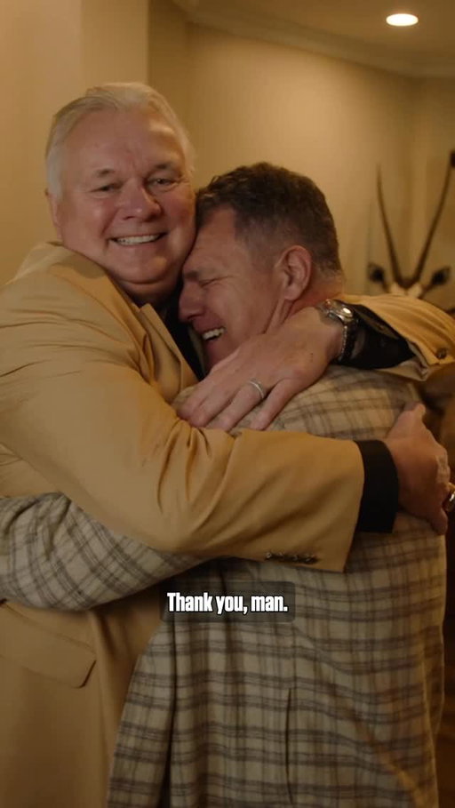 a wholesome moment between two legendary kickers 🎉