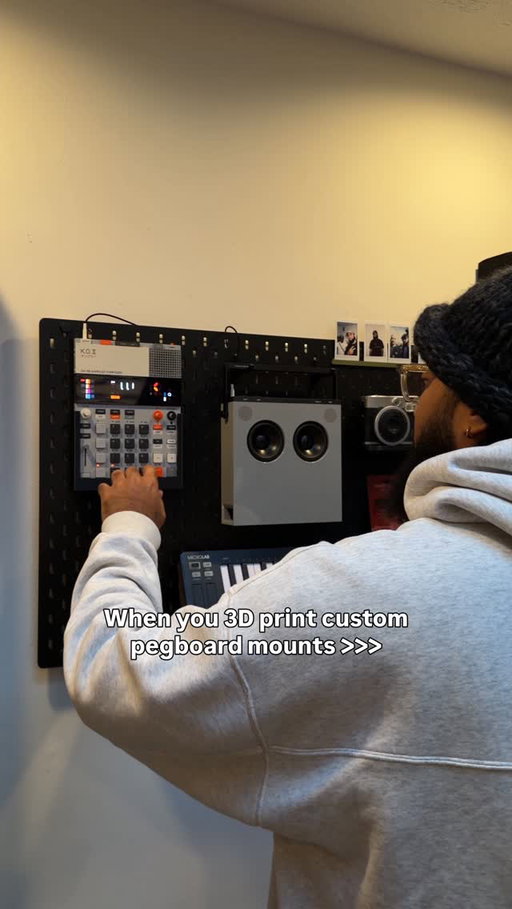 Got me making beats on the wall 😂 

#lofihiphop #3dprinting
