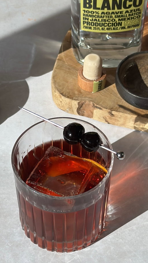 A cocktail for Kendall’s pick. Meet The Red Zone. 🏈

Video by @join_jules 

RECIPE:
- 1.0 OZ 818 Tequila Blanco 
- 1.0 OZ Bruto Americano
- 0.5 OZ Sweet Vermouth
- 0.5 OZ Herring Cherry Liqueur
- + Orange Peel
- + Luxardo Cherry

PREP: 
1. In a mixing glass filled with ice, combine all ingredients and stir until chilled.
2. Strain into a rocks glass with fresh ice.
3. Garnish with an orange/lemon peel and luxardo cherry.