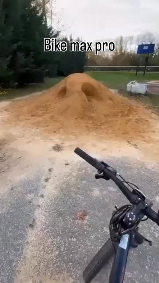 This is the craziest video I have ever seen. Everytime I watch it I’m in tears 😂😂😂 buddy hit a jump with wormholes in it From the movie dune what did he expect. Buddy actually looks like he got snipped by Chris Kyle mid air 😂😂 holy star fish flat Stanley tech guy hit the coldest move I’ve ever seen 😂😂 can we get updates on pal