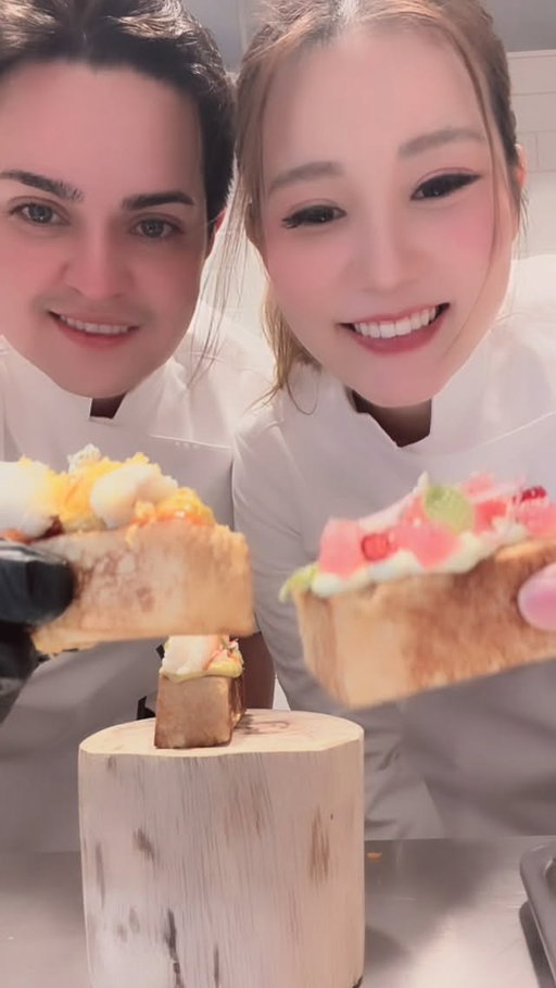 ขอฝากเอิญมณี @ernmanee ไว้ในใจ ฝากมื้ออร่อยไว้ให้เราใส่ใจดูแลนะคะ🥰เปิดทุกวันที่โครงการ Earth เอกมัย🕊️🤍
#PQReview #Ernmanee #เอิญมณี