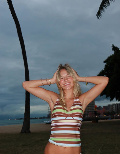 cutest swimsuit from @rad_swim #paisleenelson #hawaii #swimsuits