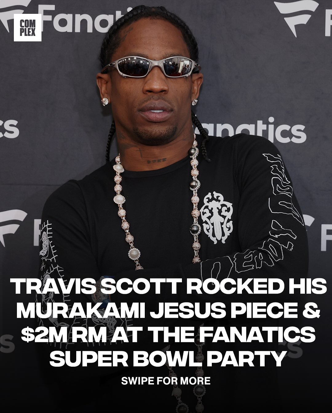Travis Scott pulled up to the 2026 Fanatics Super Bowl Party wearing his custom Jesus piece designed by Takashi Murakami with an extra-long chain, and his $2 million Richard Mille RM 75-01 Flying Tourbillon Sapphire 🏉⌚️