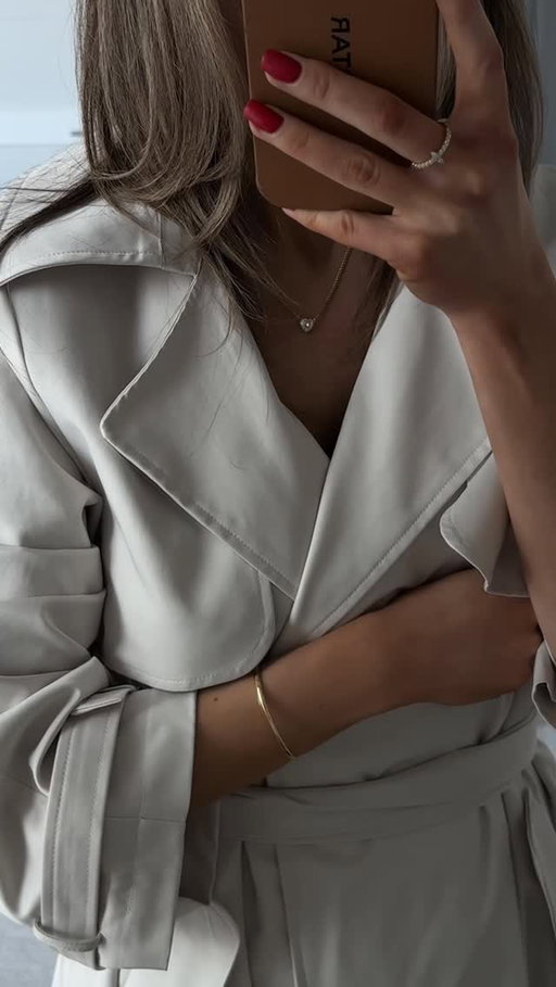 been loving simple outfits lately and letting my jewelry be the focus ✨

these pieces from @eternatejewelry have quickly become part of my daily rotation.

perfect if you’re looking for jewelry you can wear all the time. 

use code YULIIA10 for 10% off at checkout ✨