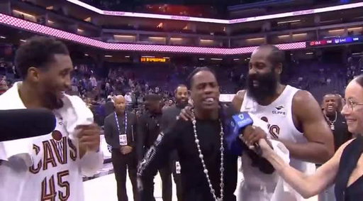 Travis Scott crashed James Harden’s post game interview 😭