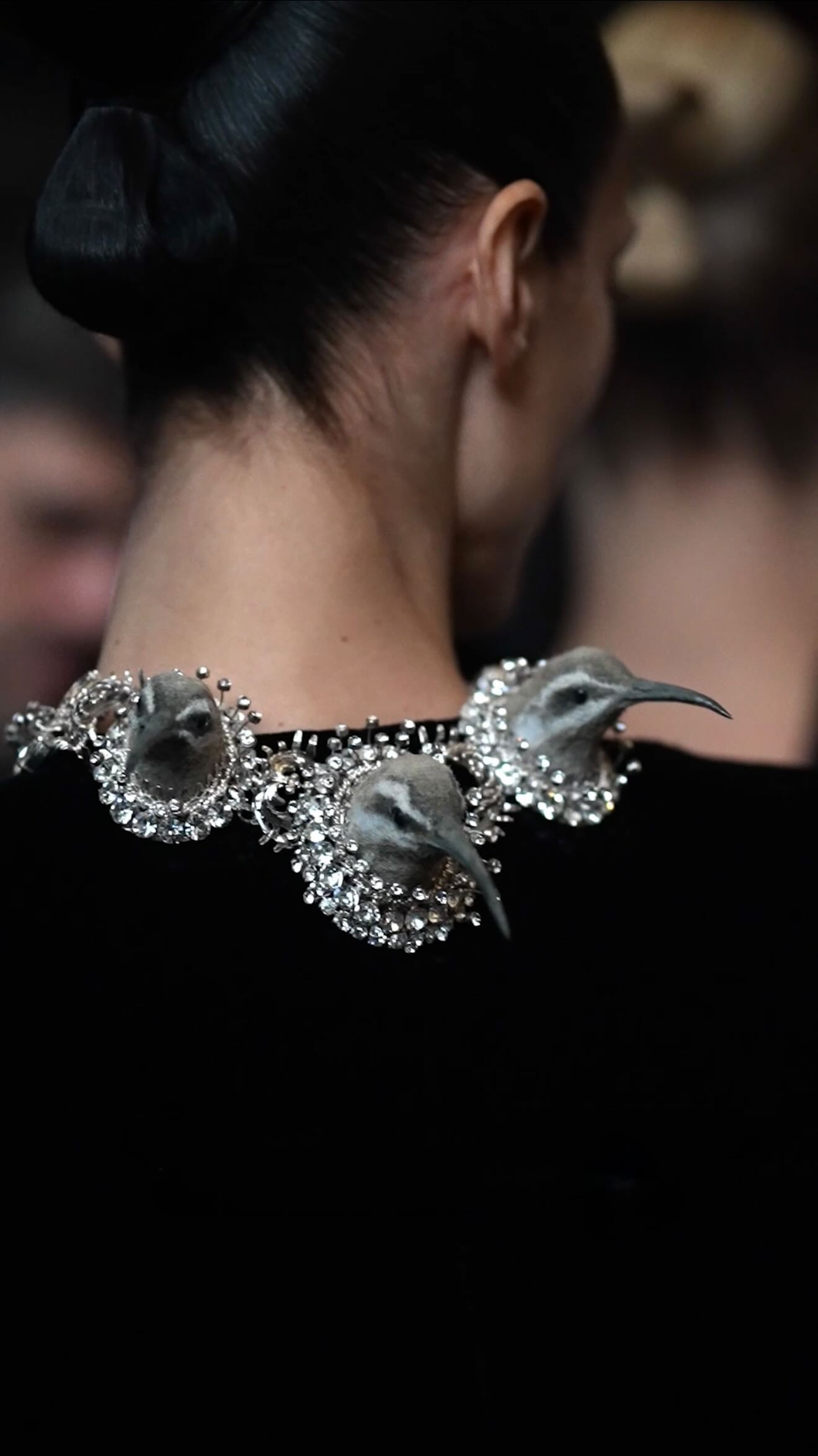 EASTER EGGS & JEWELRY 

@DanielRosebery reveals some of the hidden details and extraordinary jewelry pieces from the Haute Couture Spring/Summer 2026 collection,`The Agony and the Ecstasy’.

Video @Christophe_Tiphaine

#Schiaparelli