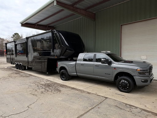 Headed south with the new @brinkley_rv G3950. See y'all at the #Daytona500