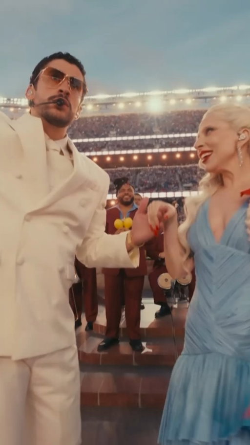 @badbunnypr x @ladygaga 💃#AppleMusicHalftime