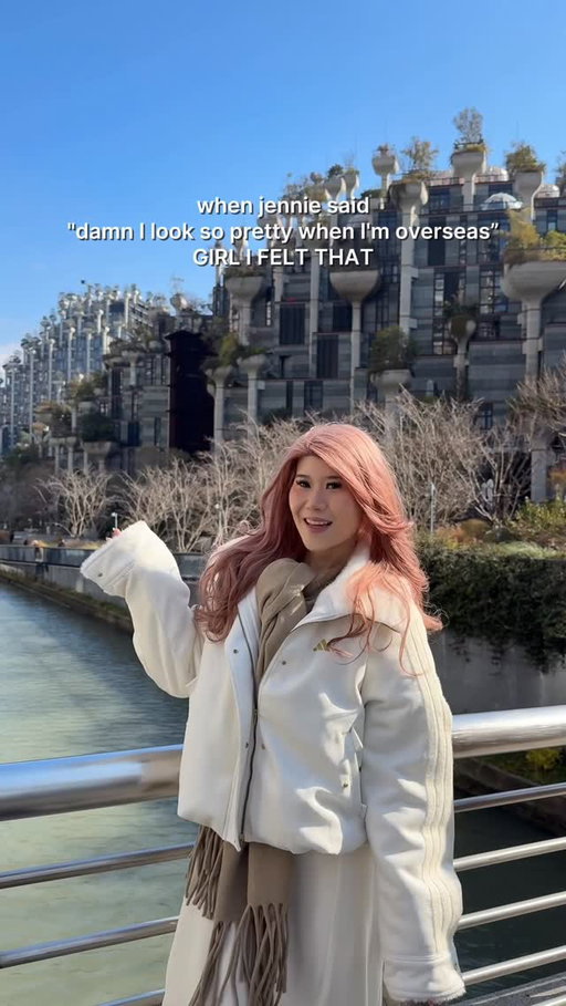 Overseas me just hits different ✈️
who else feels prettier when they travel? 

#jenniecoded #overseasglow #kpopaesthetic #prettyabroad #maincharacterenergy