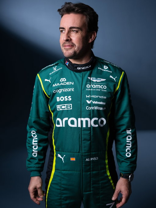 Suiting up for the 2026 season.

Tailored for performance, our new @pumamotorsport race suits are here.